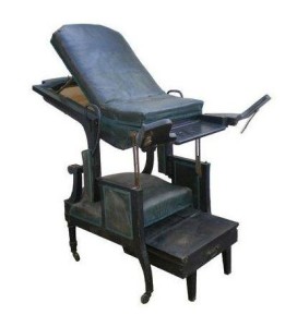 fauteuil Voltaire d'accouchement